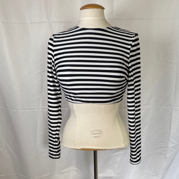 COCOSHIP Other - Black and White cropped swim shirt / 8